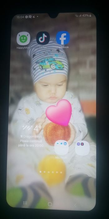 Vând telefon Samsung fucționeaza  foarte bine