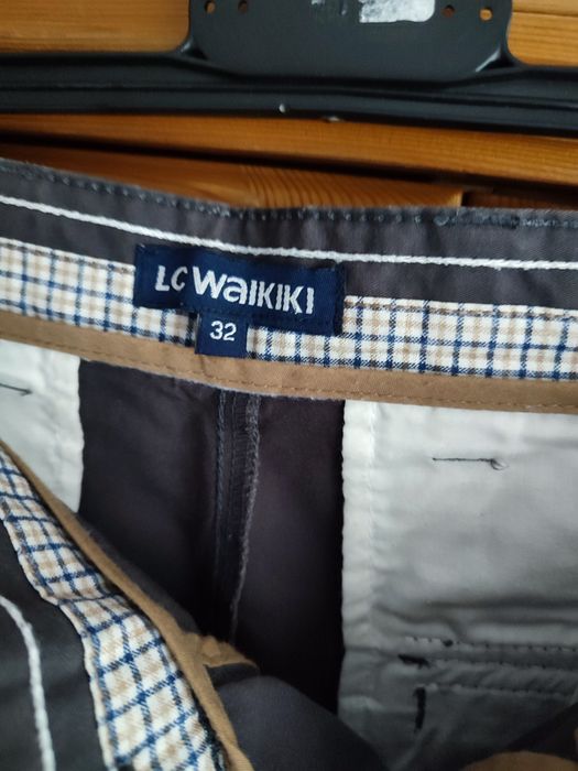 Къси панталони LC Waikiki