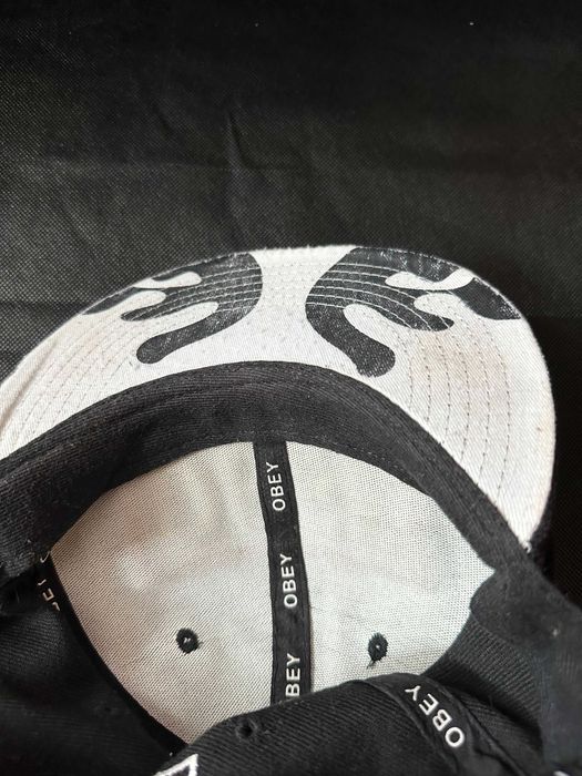 Шапки New Era и OBEY