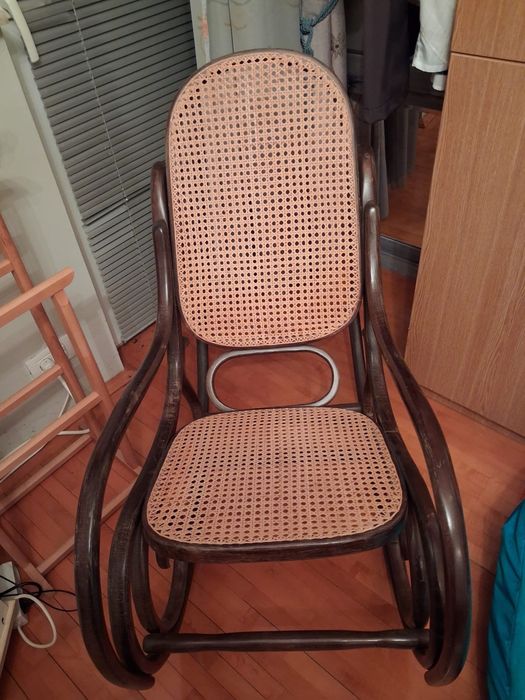 Vand 2 balansoare Bali originale