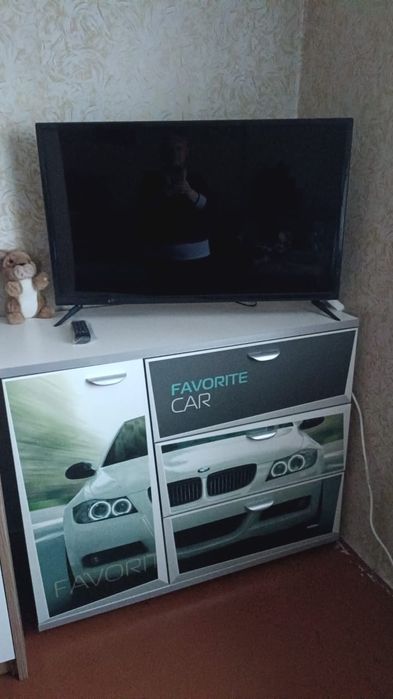 Продам телевизор Смарт