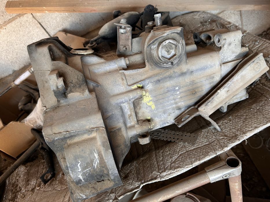 Продам МКПП в сборе Гольф 3