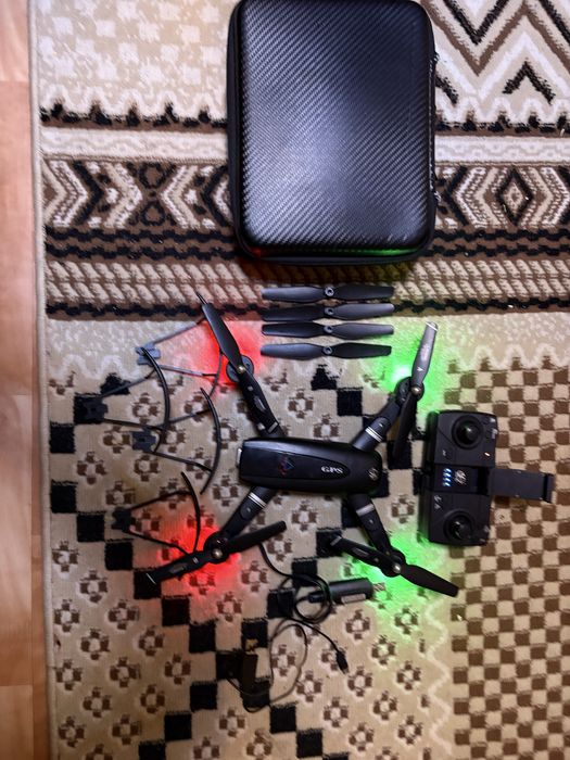 Продам дрон новый