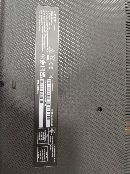 Acer Noutbuk holati yangi  srochna sotaman kreditga olganman pul keraa