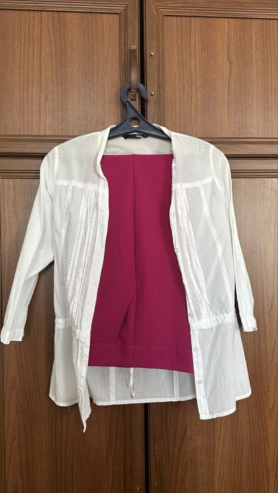 Вся одежда была надета один или два раза.