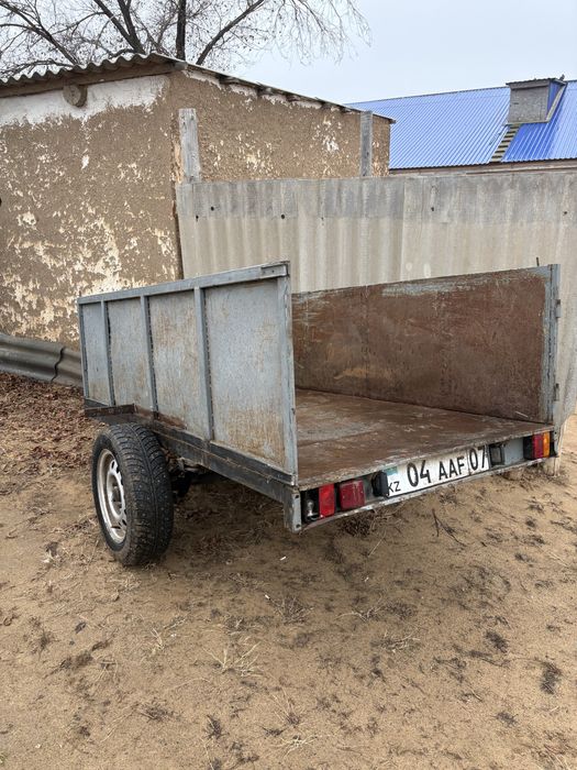 Легковой прицеп