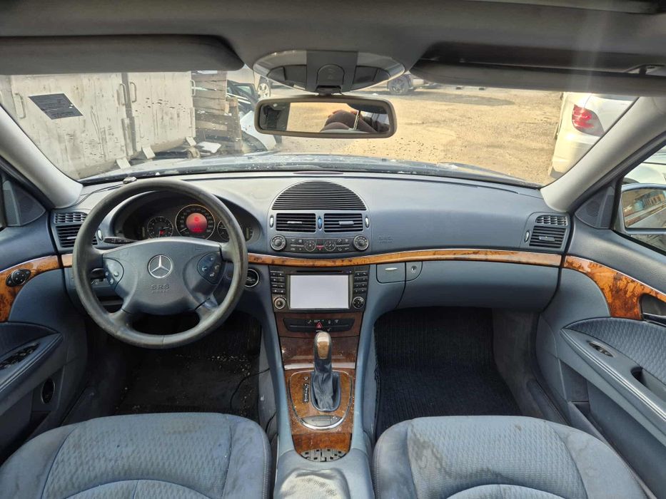 Mercedes W211 E270CDI 177кс Elegance седан автоматик НА ЧАСТИ!