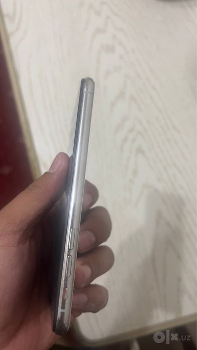 Iphone X 64 Gb holati yaxwi