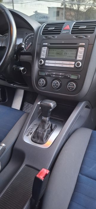 Golf 5// Cutie automată dsg