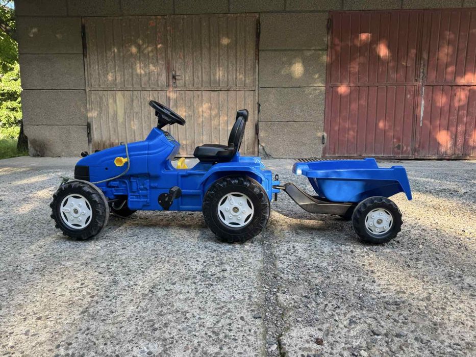 Детски   трактор  със  педали