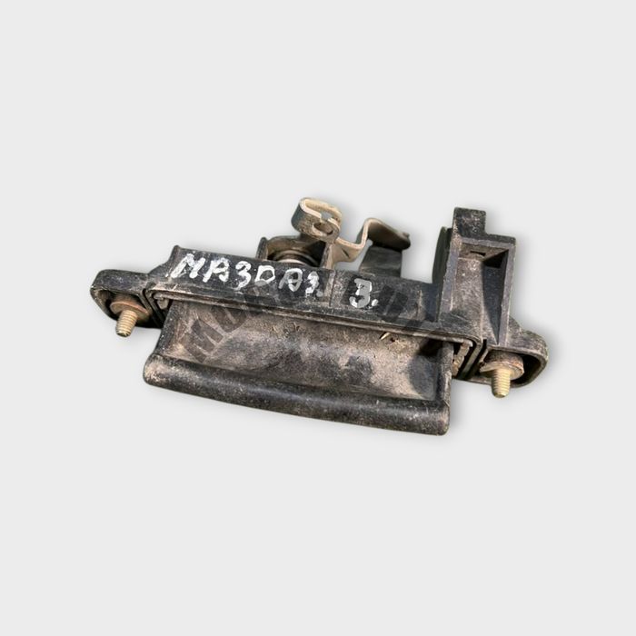 Ручка багажника Мазда 3 Mazda BK