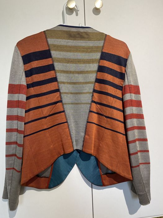 Жакет Paul Smith, блуза Massimo Dutti