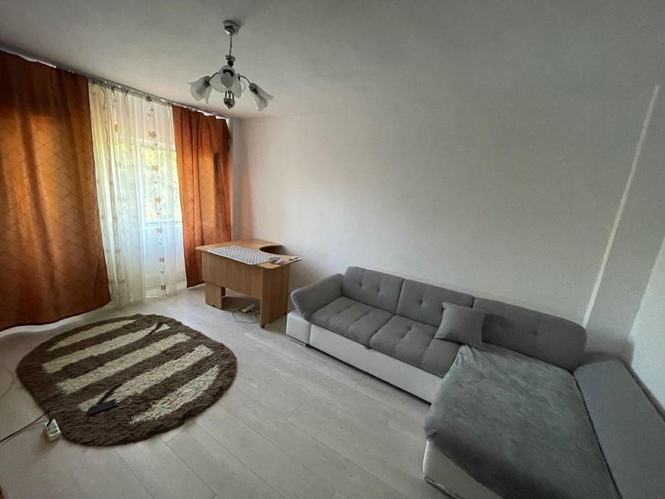Închiriez apartament 2 camere