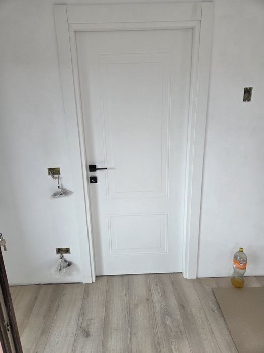 Montator Parchet Laminat Spc
