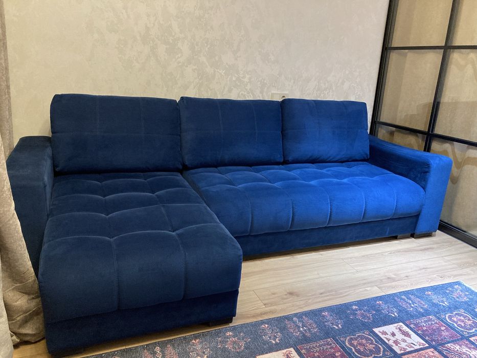 Диван в хорошем состоянии