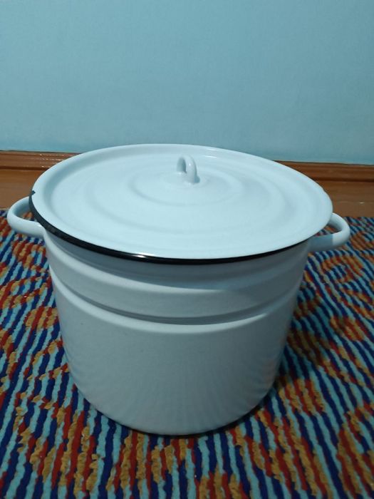 Эмалированная кастрюля 30 л