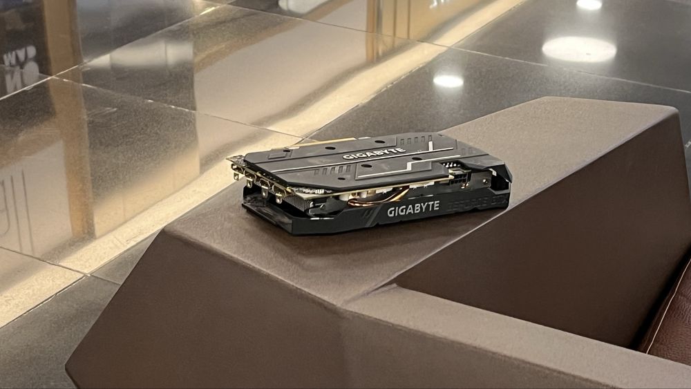 gtx 1660 super с дефектом