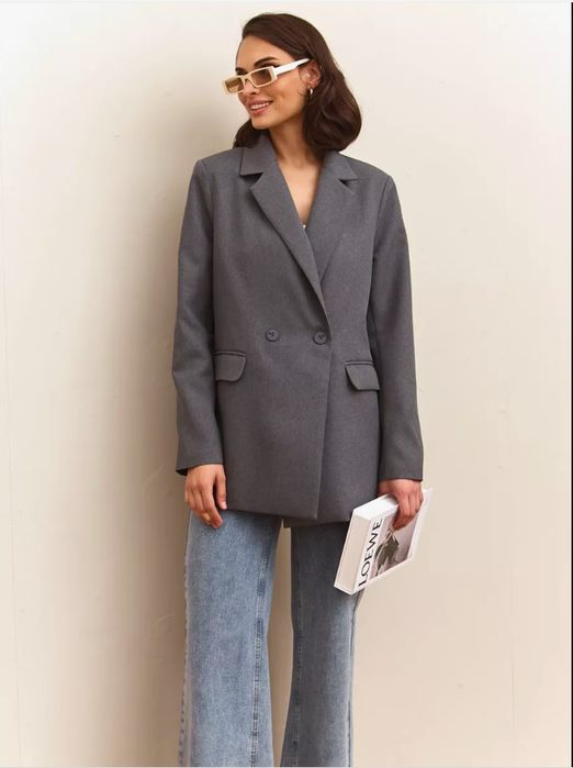 Продам Пиджак модель оверсайз