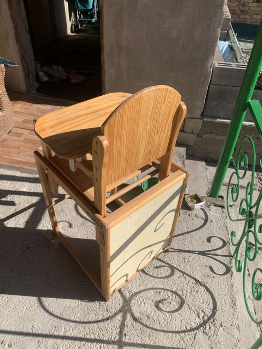 Столик для малыша