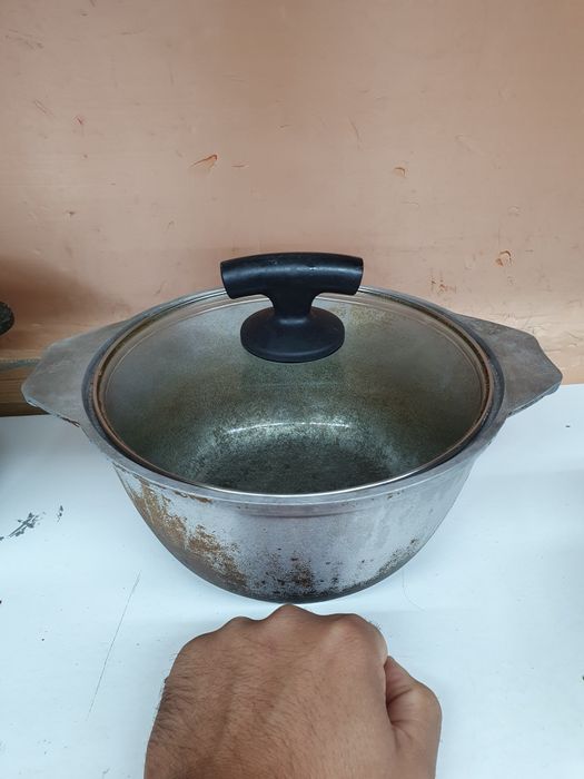Продам посуду, казаны и кастрюли