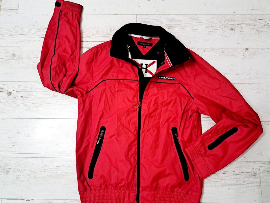 Tommy Hilfiger-Ориг. яке Ново!!!