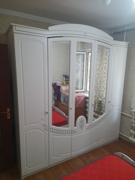 Продается комплект спального гарнитура !