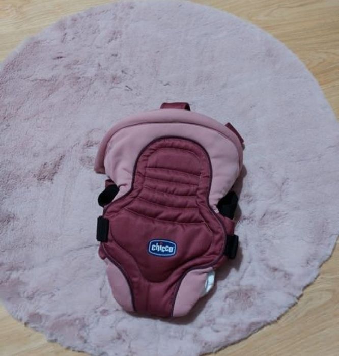 Продам кенгуру chicco
