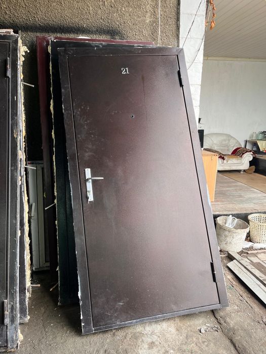 Продам входные двери