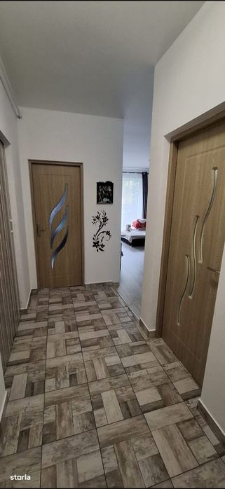 Apartament cu 2 camere,zona Parc Poligon, bloc cu lift si parcare — fotografia 3