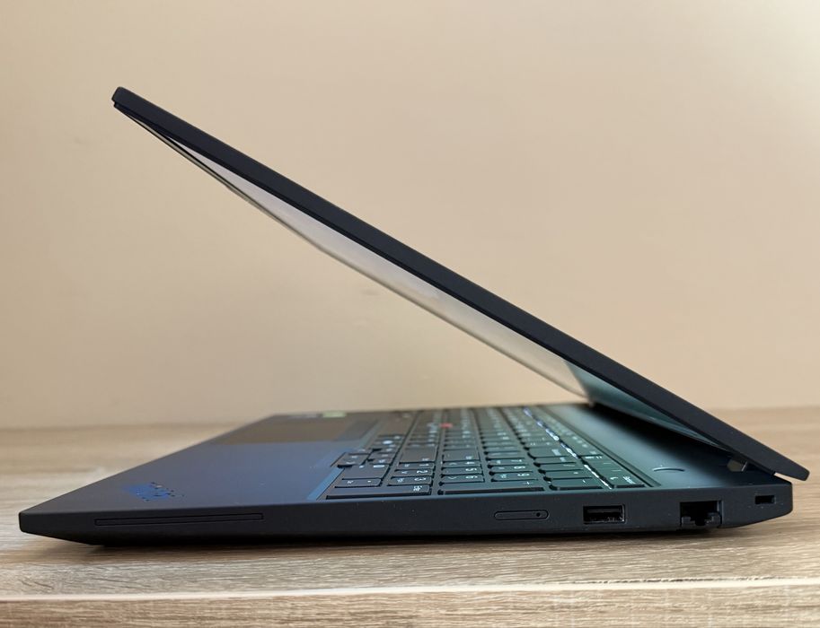 Lenovo T16 Gen4 NOU ! 32GB 1TB i5 Ultra ! P16 P16s Gen1 Gen2 Gen3