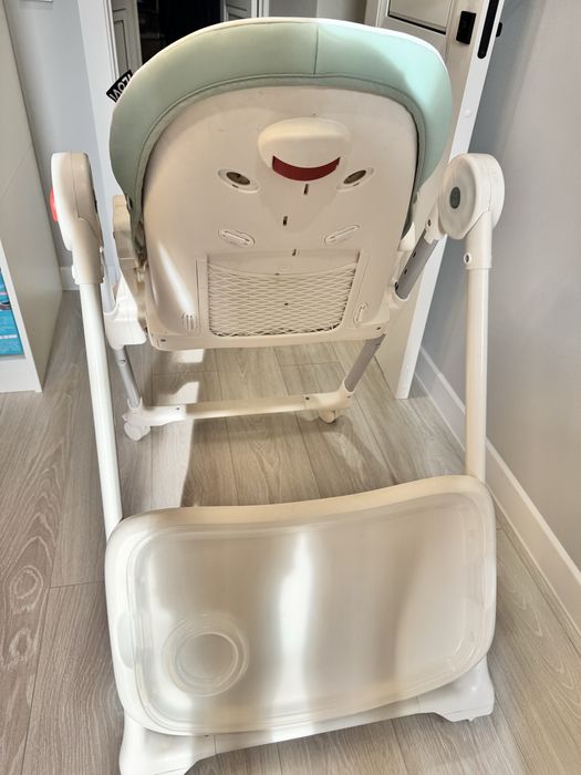 Продам детский стульчик для кормления ilovi frutti