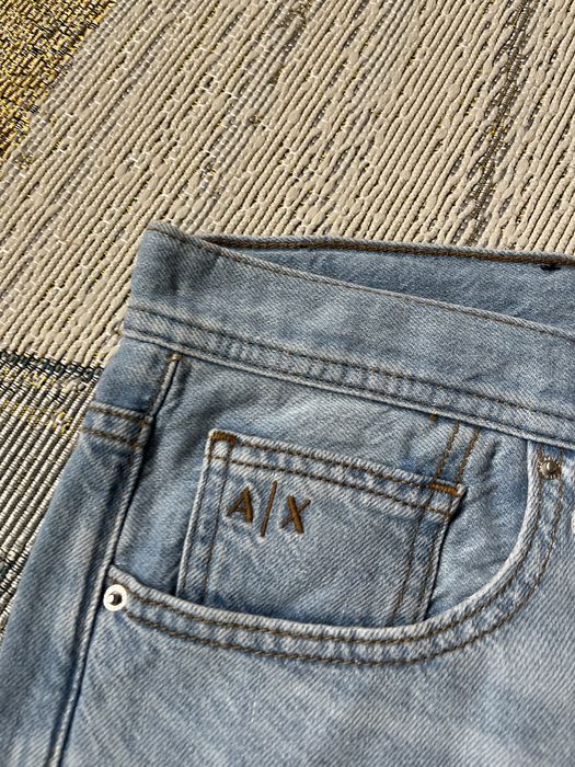 AIX Armani Exchange : J13 Slim НОВИ размер 31 / Оригинал