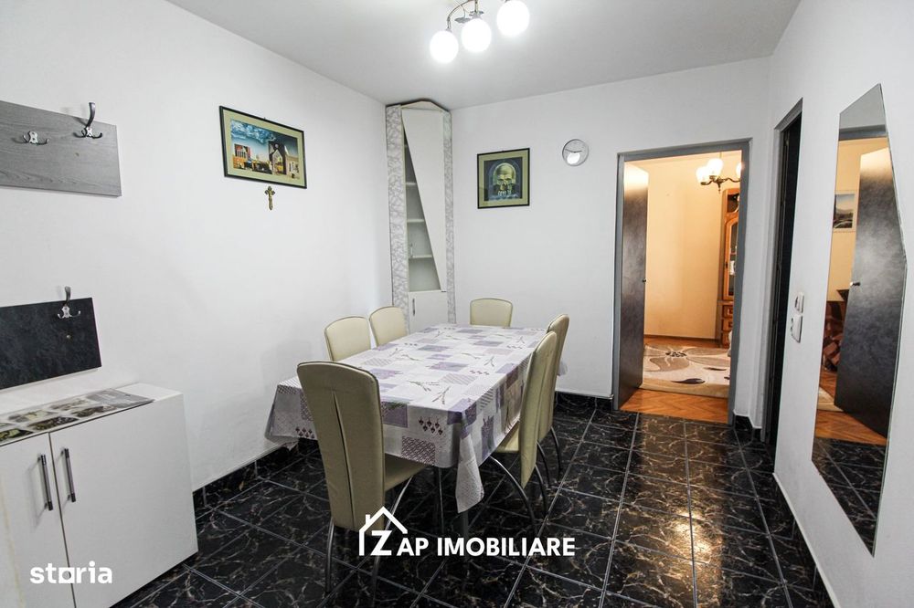 Dâmbul Pietros - Bulevardul 1848 - Ap 2 Camere Decomandat - Hol Pătrat