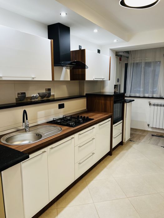 Inchiriez apartament 2 camere Ultracentral