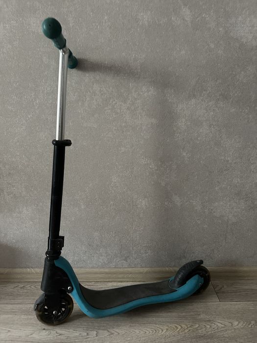 Самокат детский трюковой пластик