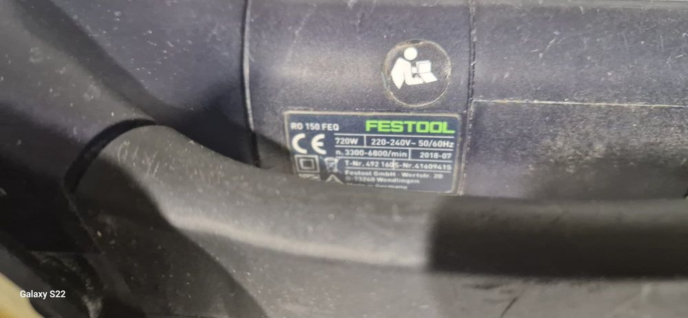 Festool slefuitoare pe curent.