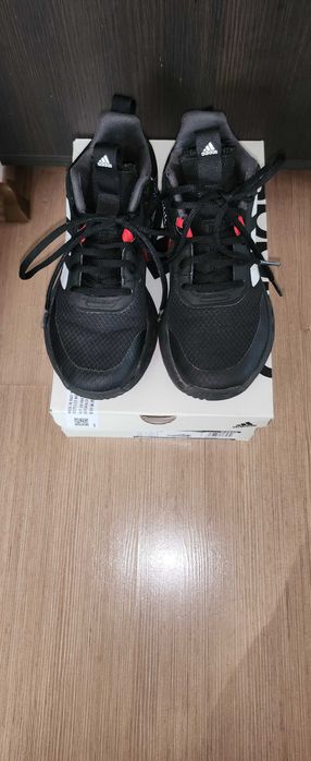 Детски маратонки Adidas.