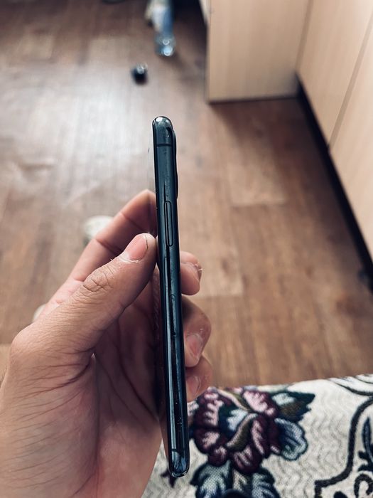 Продам Iphone 11 pro