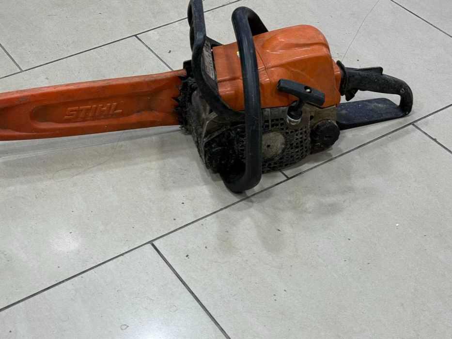Бензинова резачка Stihl MS 180-C