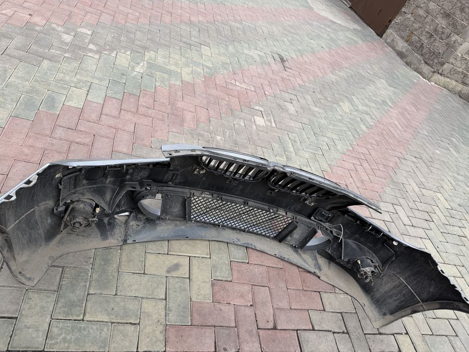 Продается бампер на автомобиль БМВ Е60