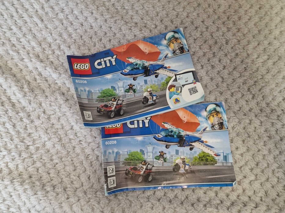 Vând LEGO City 60208 - Sky police parachute arrest