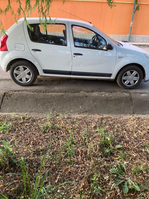 Vand Dacia Sandero 2009