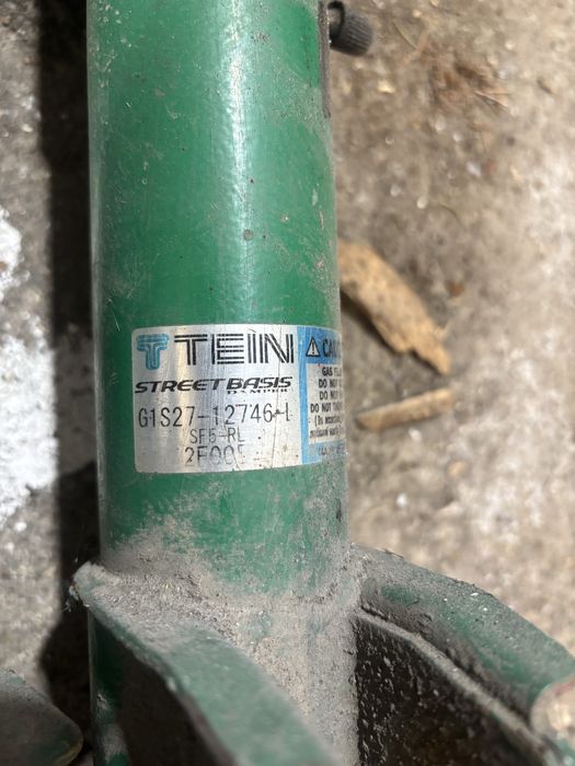 Амортизаторы,стойки