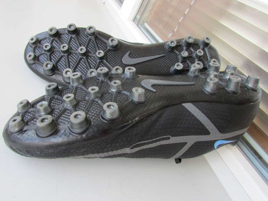 Футболни обувки Nike Phantom GT2 Academy