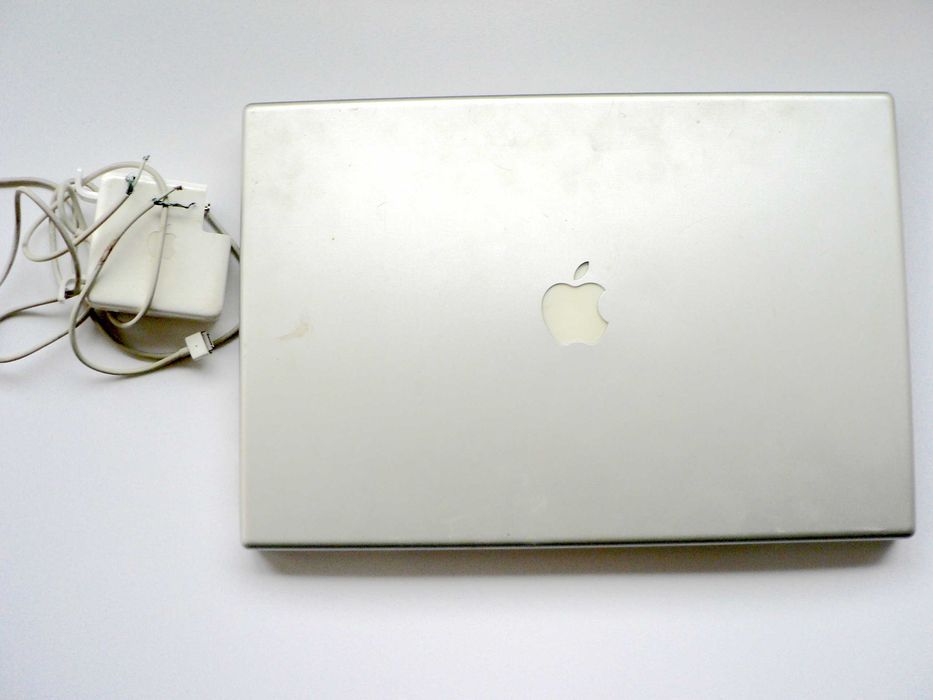 MacBook Pro 17" за части