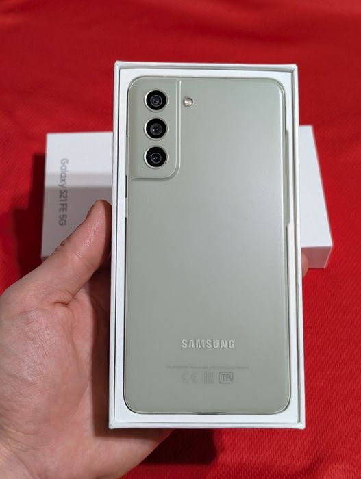 Samsung S21 FE 128 gb Ram 6 5G