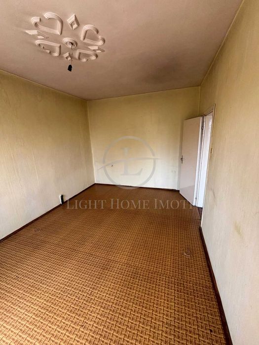 Продава се Двустаен апартамент в Пловдив, Изгрев - 65 кв.м за 1000 €/кв.м - Снимка #3