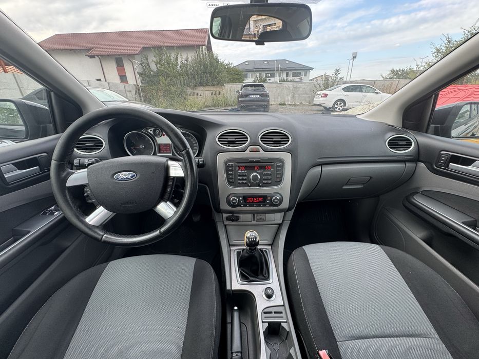 Ford Focus MK II Facelift 2011