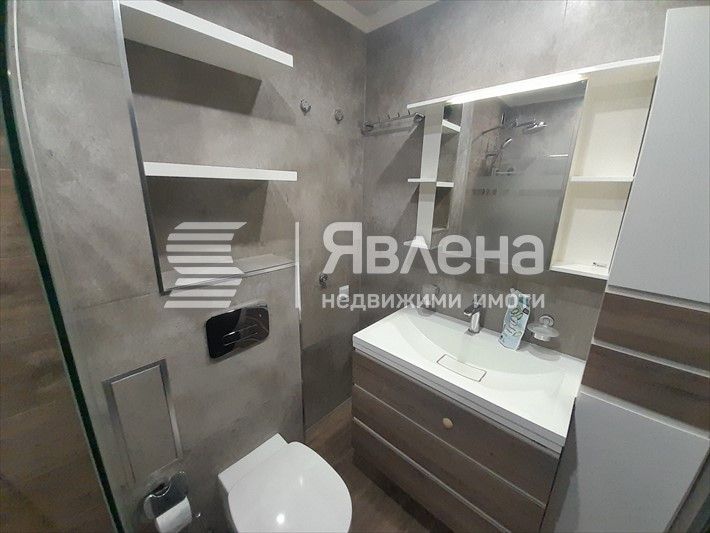 Продава се Двустаен апартамент в Пловдив, Младежки Хълм - 63 кв.м за 2445 €/кв.м - Снимка #2