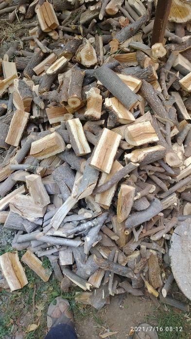 Продается дрова из твердого пород дерева отрезанно 15 20 см прготовлен